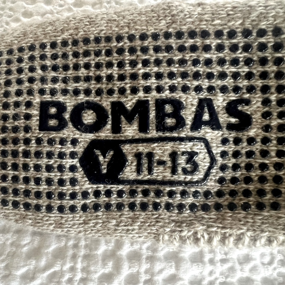 Bombas Gripper Slipper double cushion Youth Size 11-13